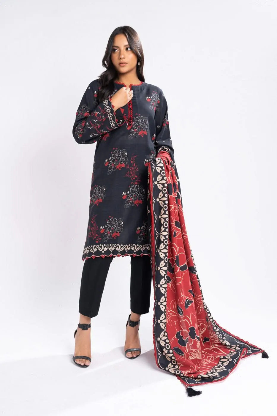 2 Piece Printed Khaddar Suit With Khaddar Dupatta