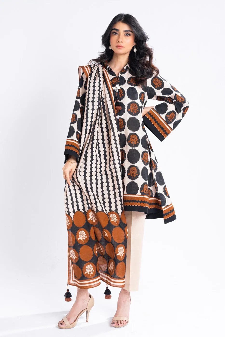 3 Piece Printed Khaddar Suit With Light Khaddar Dupatta