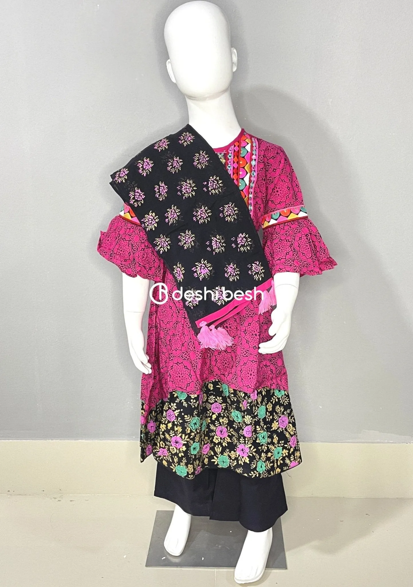 Aarong Printed Embroidered Linen Shalwar Suit