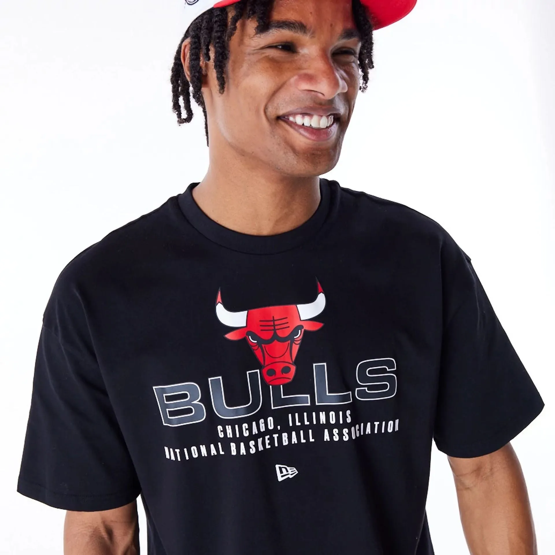 Chicago Bulls NBA Tech Black Oversized T-Shirt