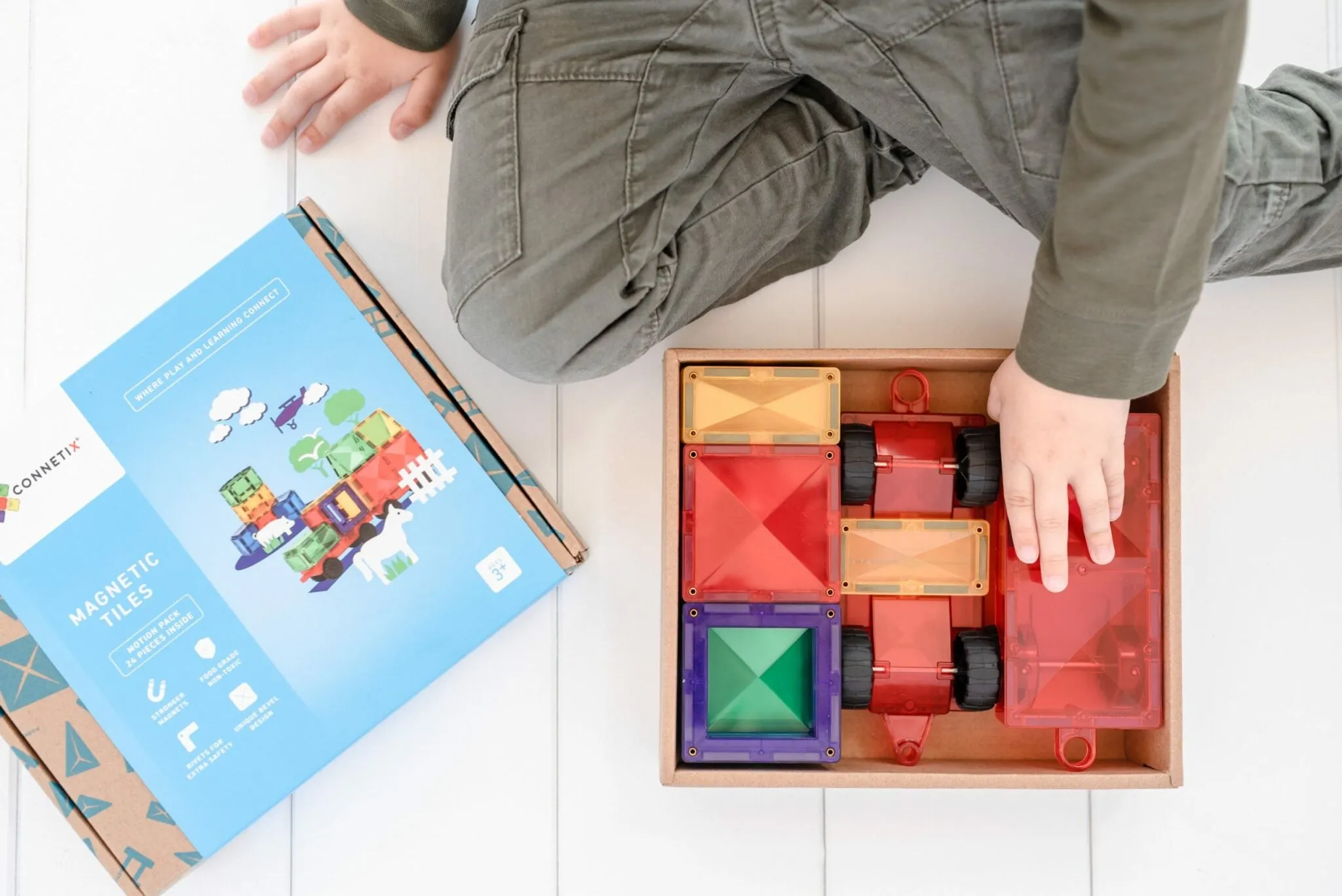 Connetix Tiles - 24 Piece Motion Pack Building Set