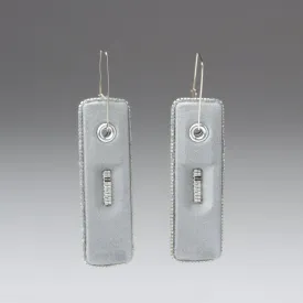 Diagnostic Earrings: Negative