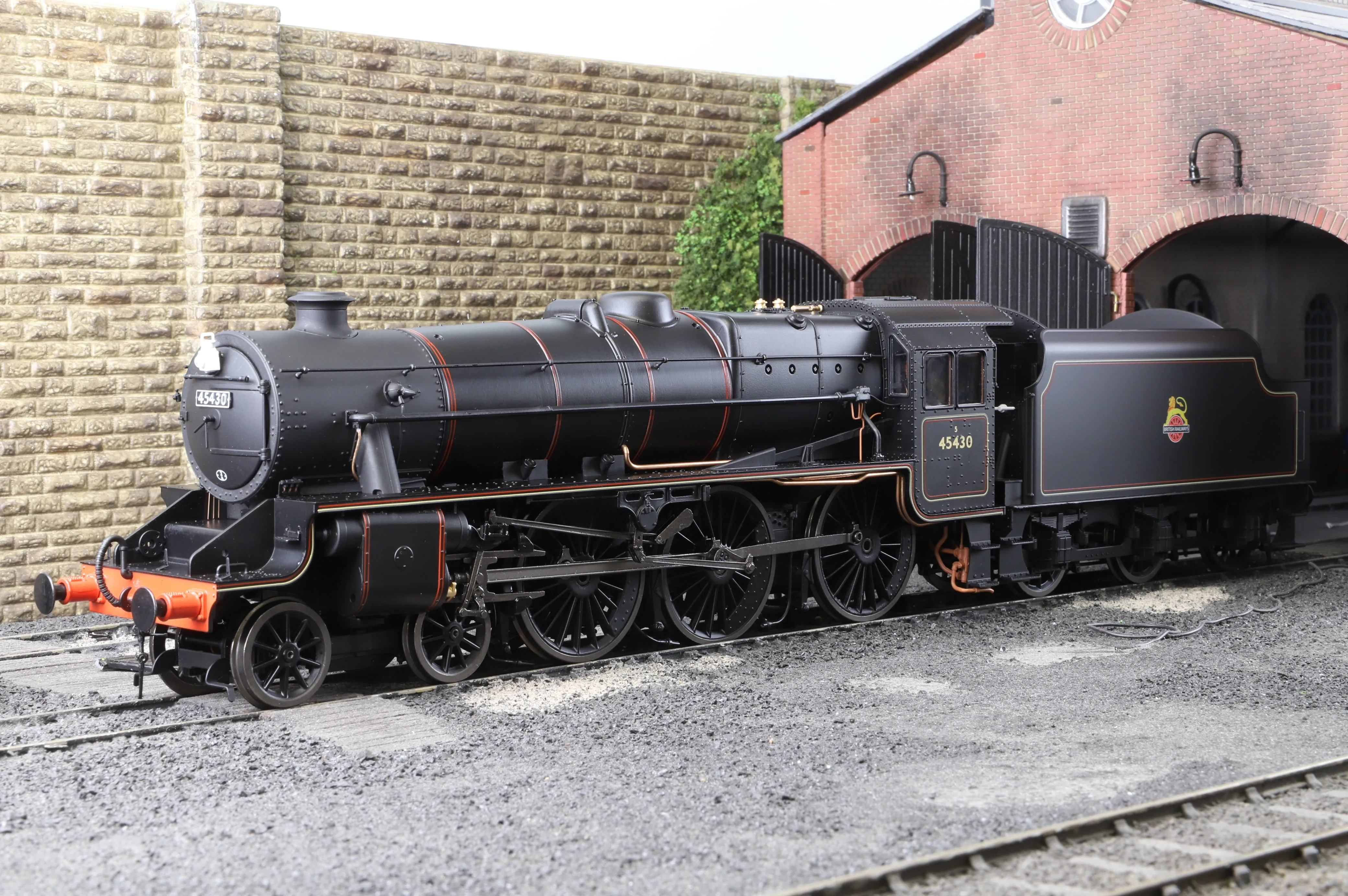 Ellis Clark Trains E1003S O Gauge Stanier Class 5 4-6-0 "Black 5", Early BR Lined, '45430', Welded Tender, DCC Sound