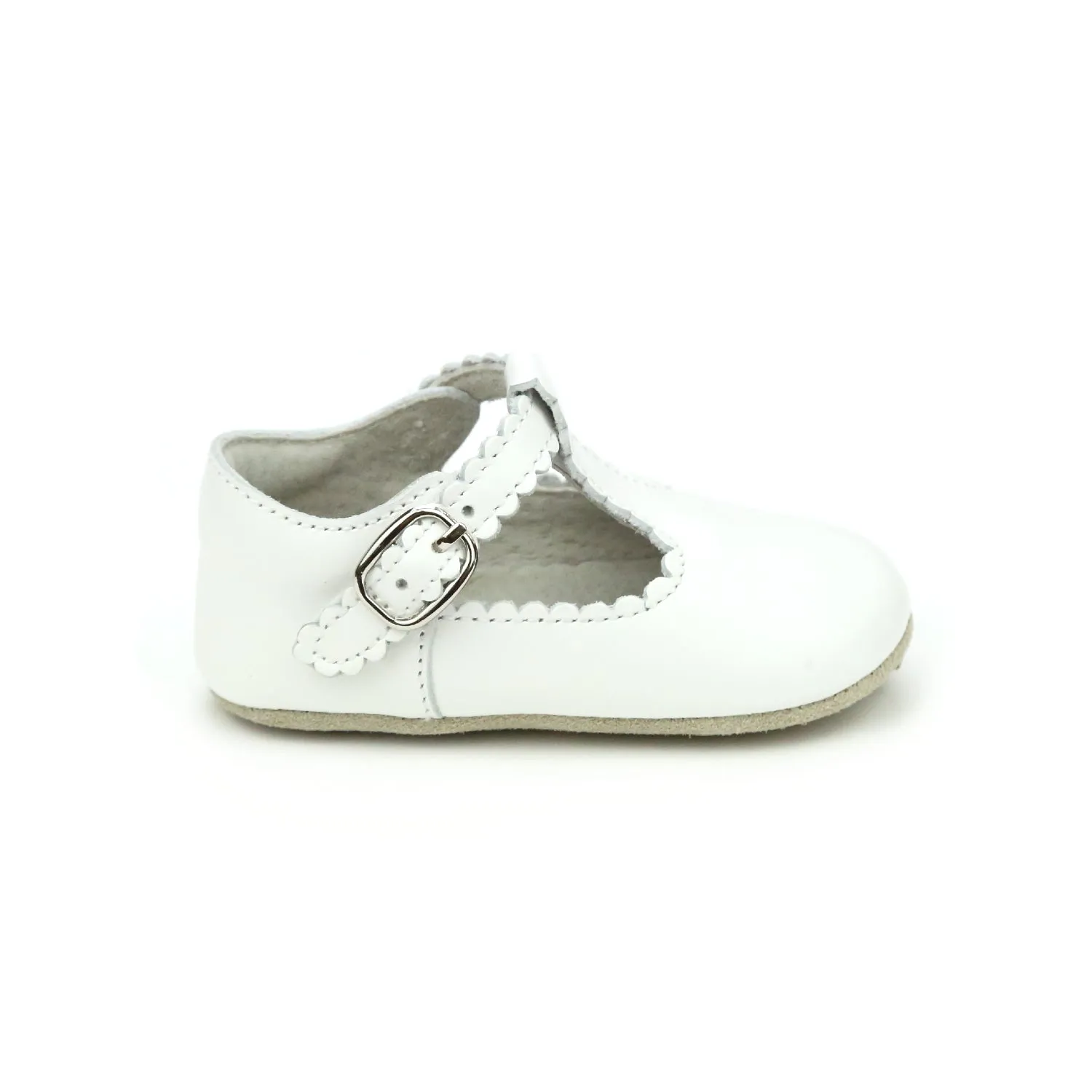 Elodie Girls Scalloped T-Strap Mary Jane Crib Shoe (Infant)