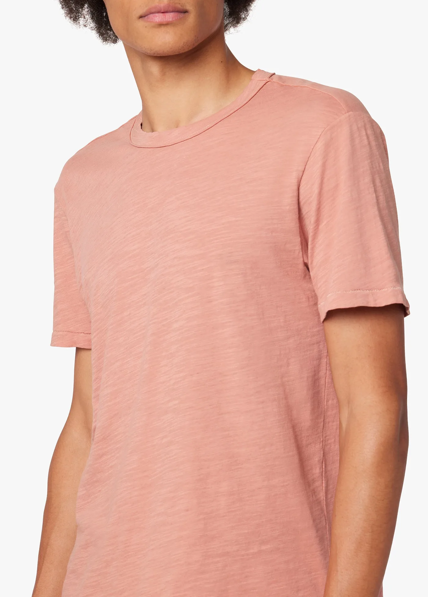 ESSENTIAL CURVED HEM SLUB TEE