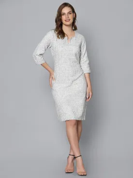 Houndstooth Printed Shift Dress- White