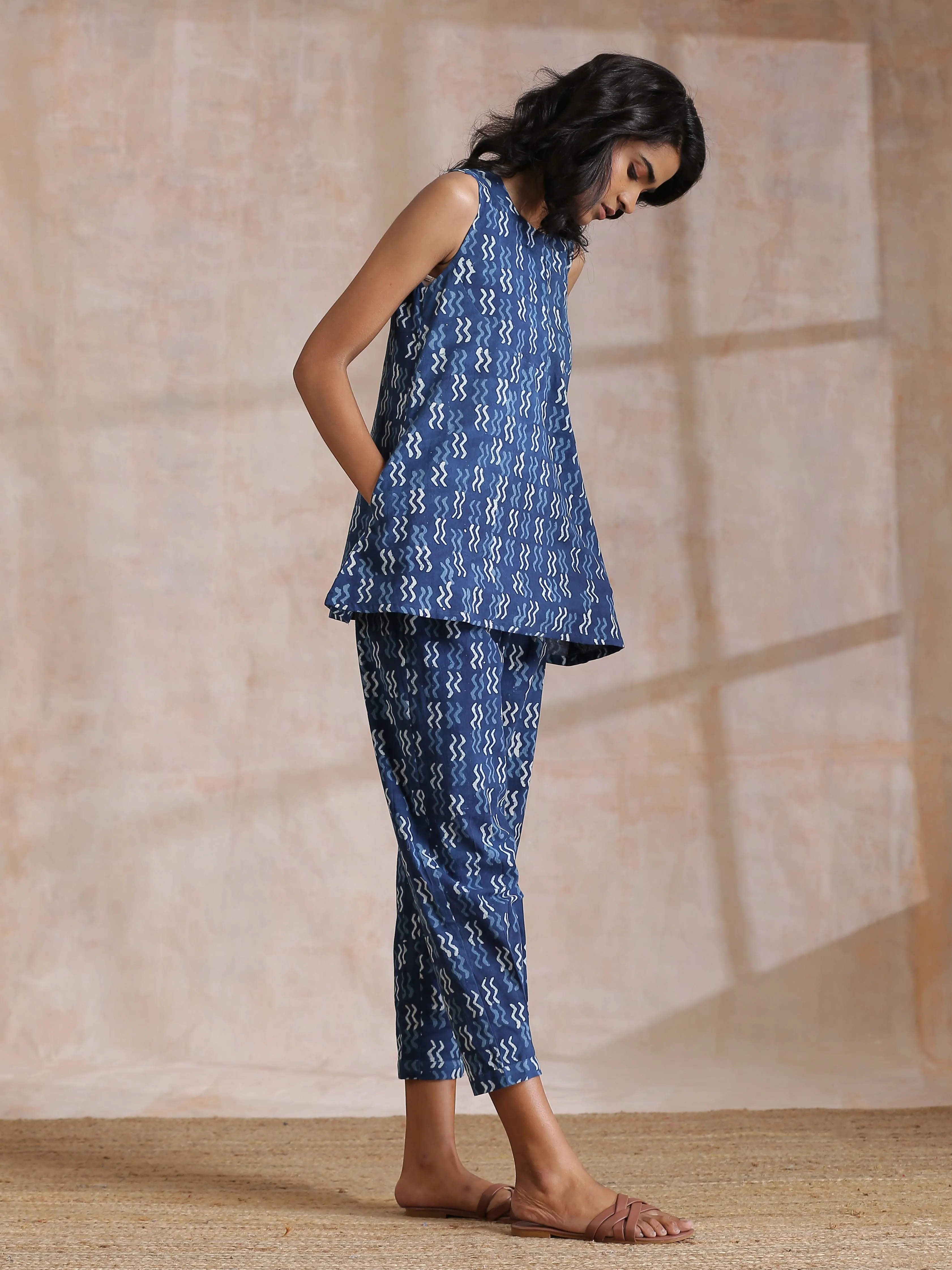 Indigo Dabu Zig-Zag Motifs Print Cotton Sleeveless Co-Ord Set