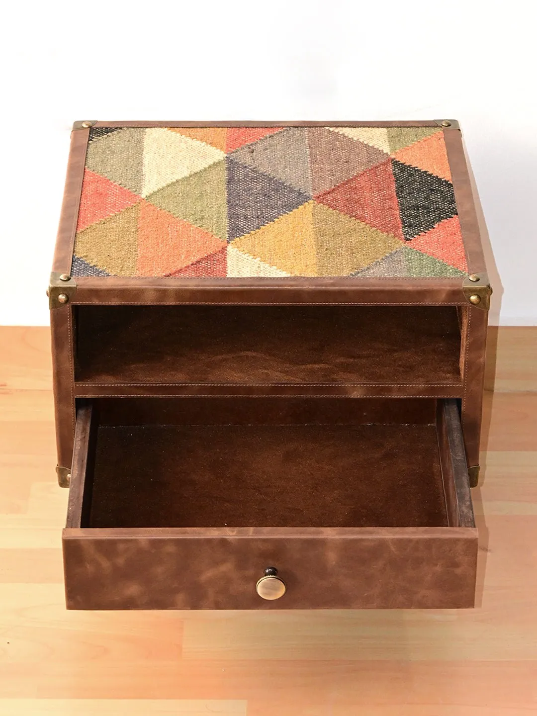 KIAAN  - KILIM & LEATHER OTTOMAN