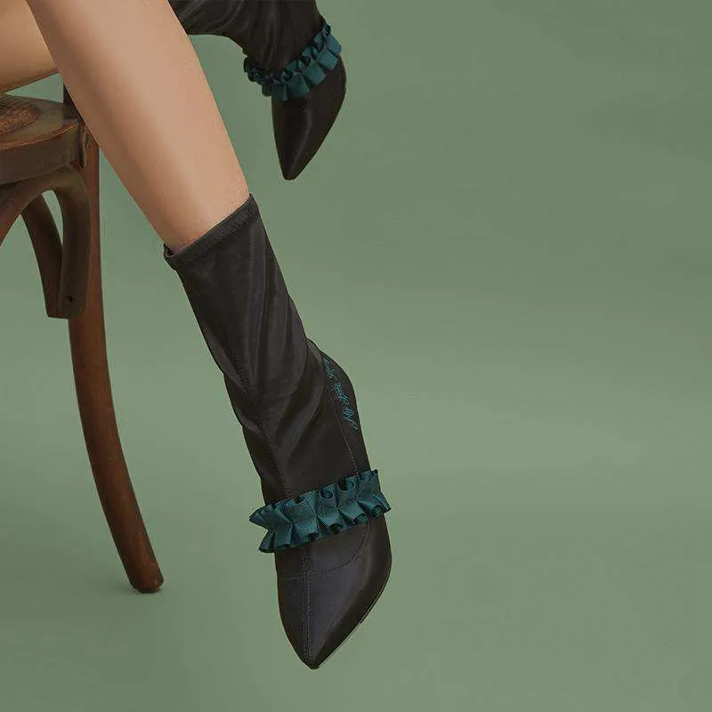 Ladies Romantic Satin Ruffle Boot 5348 Black