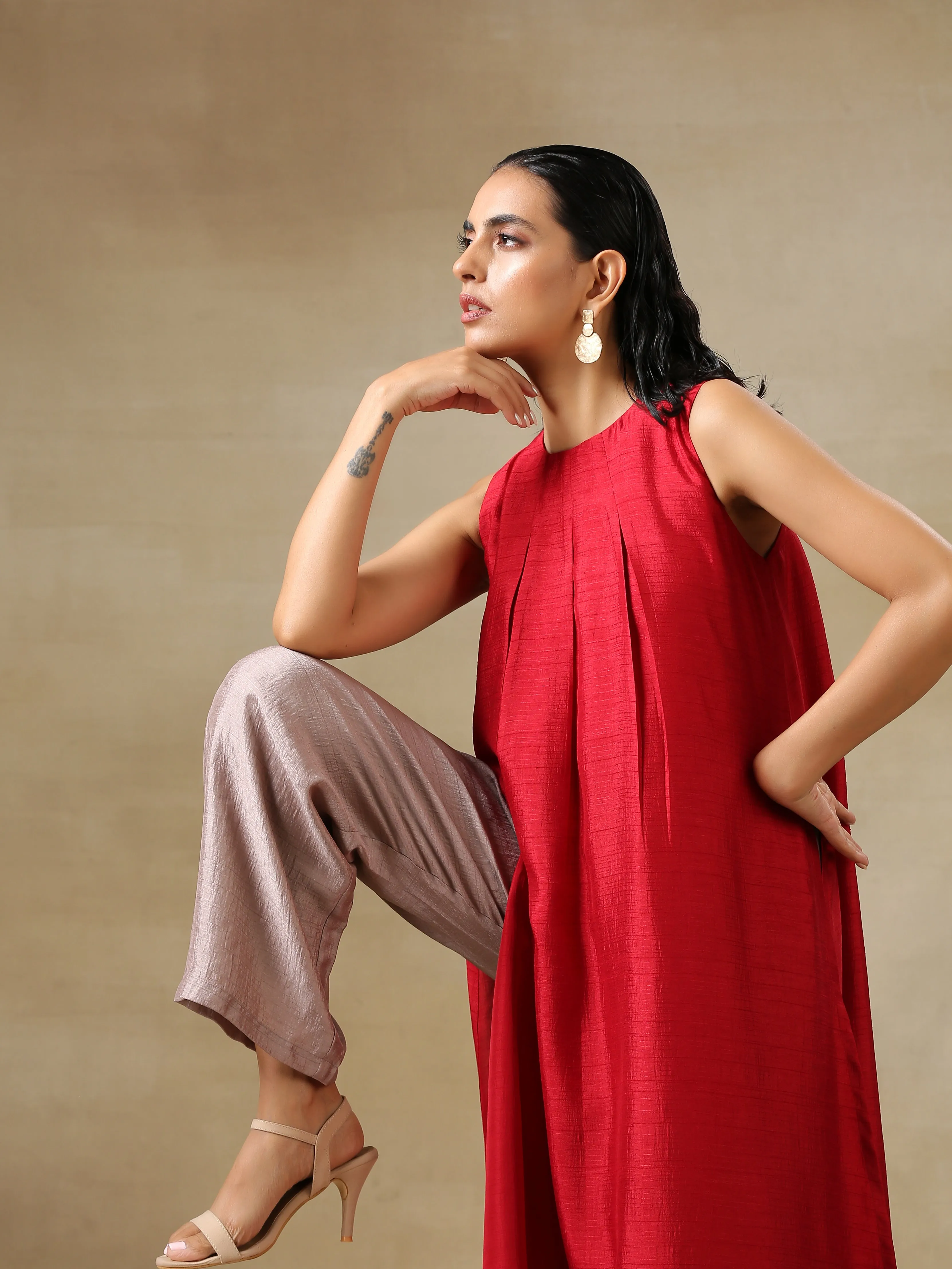 Maroon Textured Silk Sleeveless Kurta Pant Set