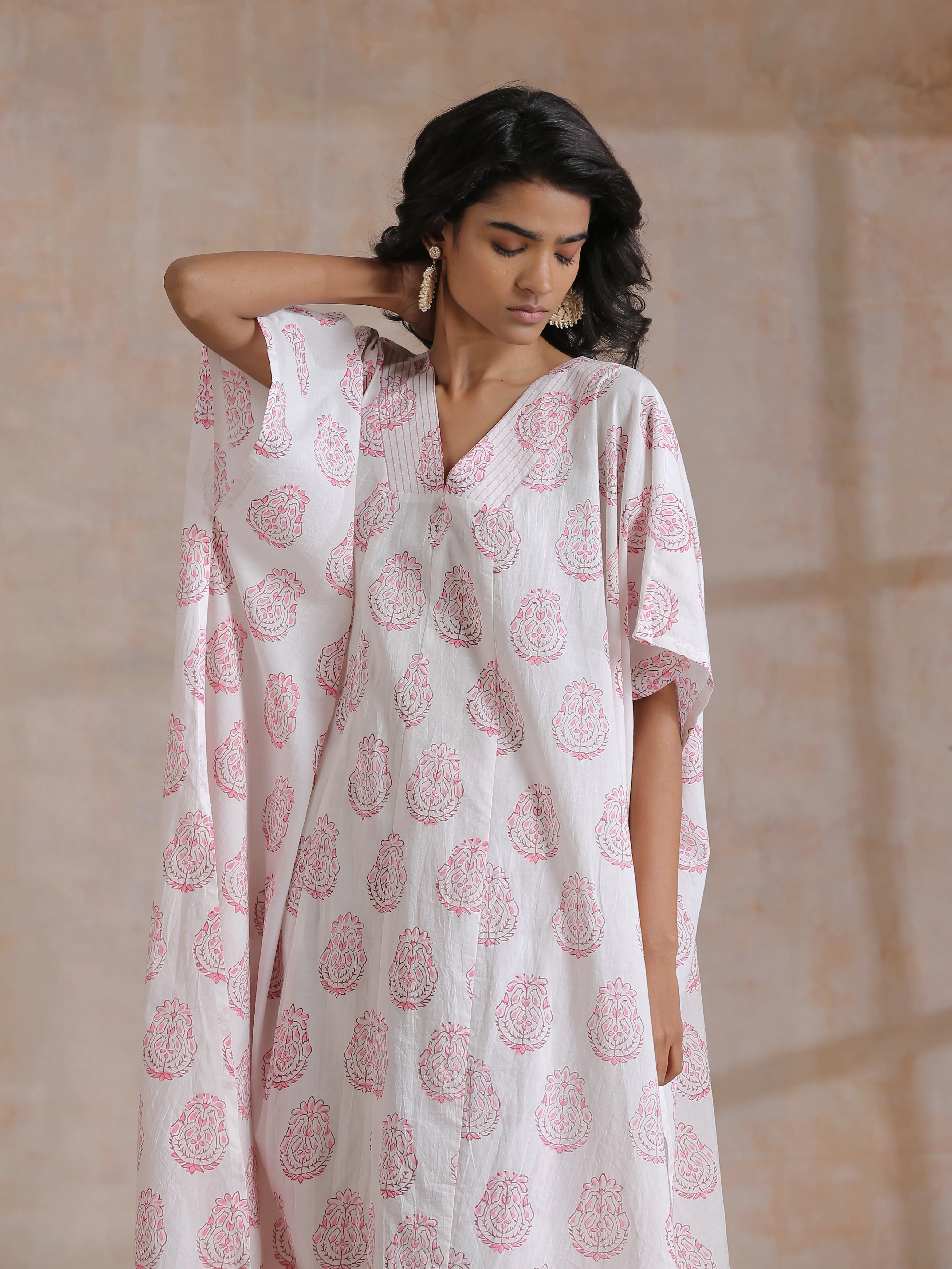 Pink Big Buta On White Print Cotton Panel Kaftan Kurta Pant Set