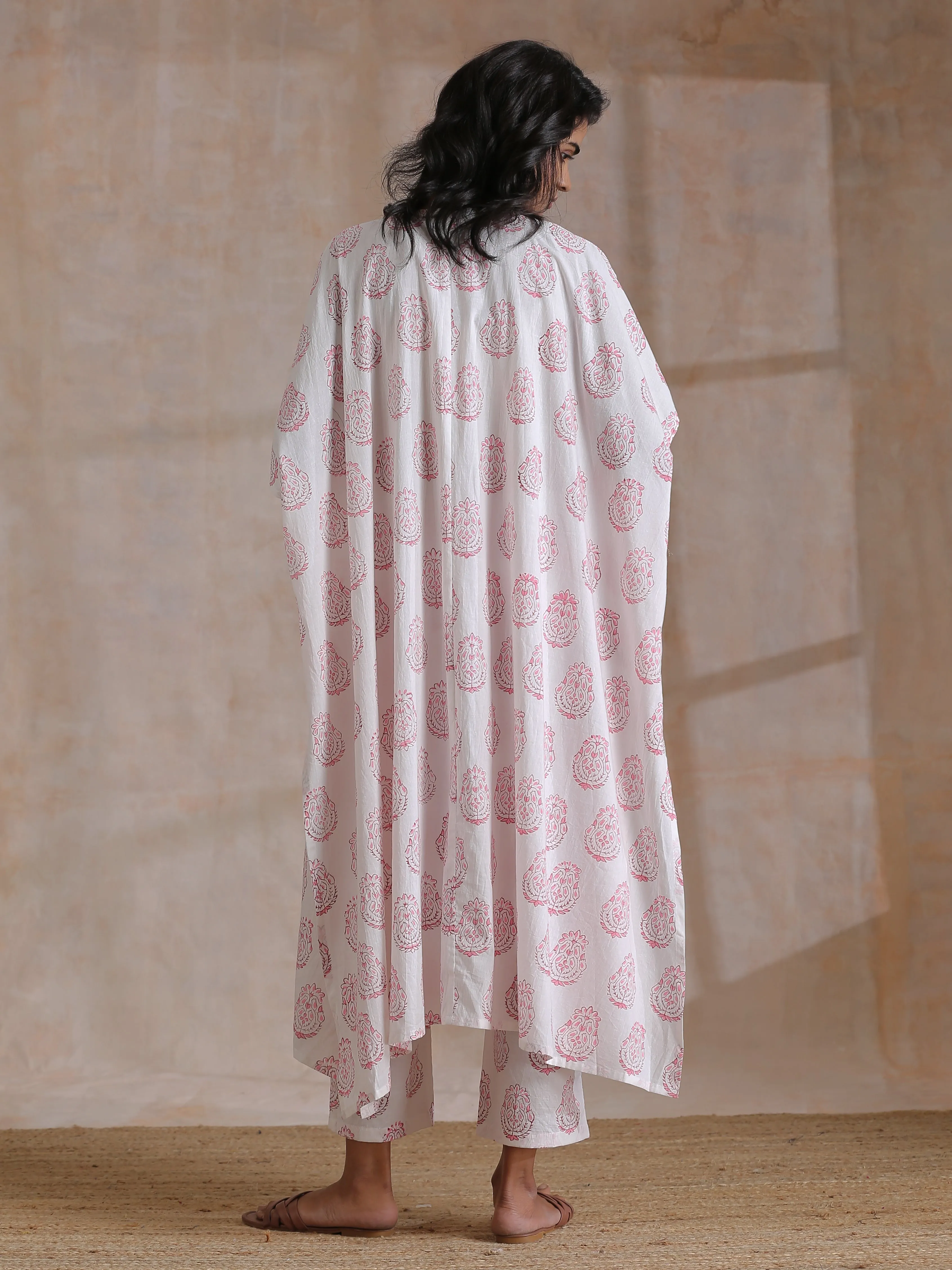 Pink Big Buta On White Print Cotton Panel Kaftan Kurta Pant Set