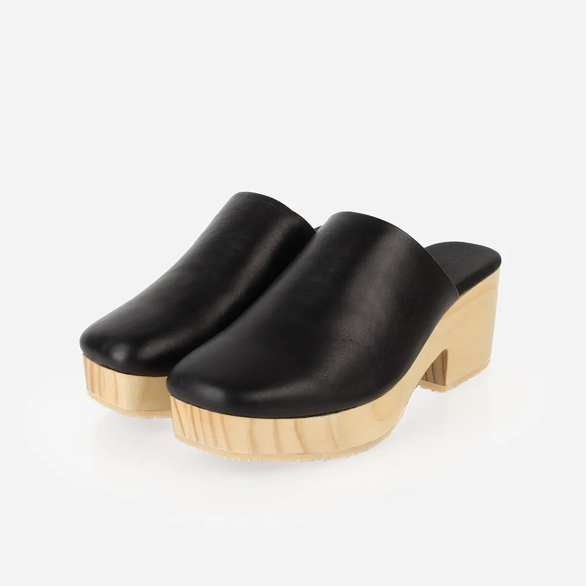 The West Coast Clog Black