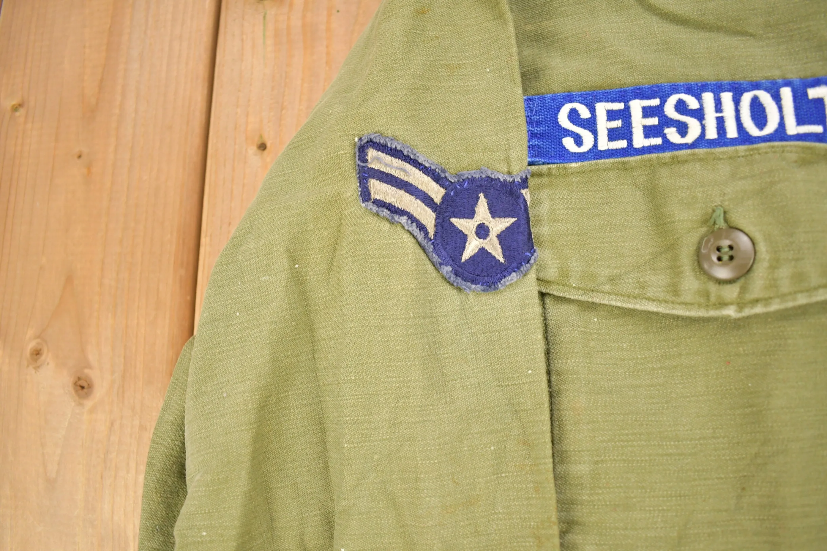 Vintage 1960s OG-107 US Air Force Military Sateen Shirt / US Army Green / Patchwork / Combat Shirt / Seesholtz